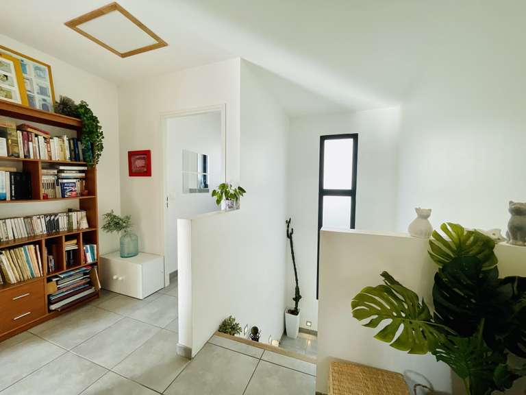 Maison Villeneuve-de-la-Raho - 3 chambres - 150m²