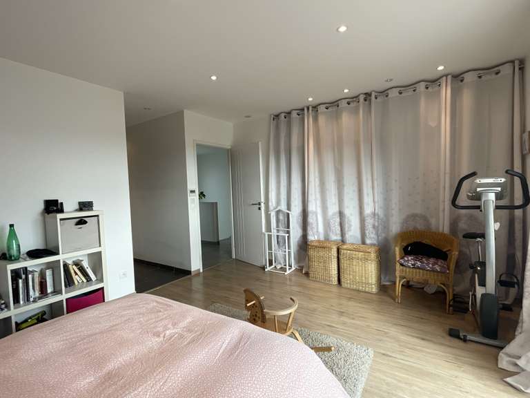 Maison Villeneuve-de-la-Raho - 3 chambres - 150m²