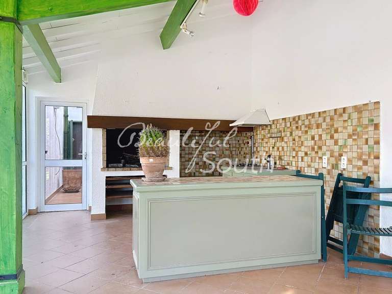 Maison Villeneuve-de-la-Raho - 6 chambres - 189m²