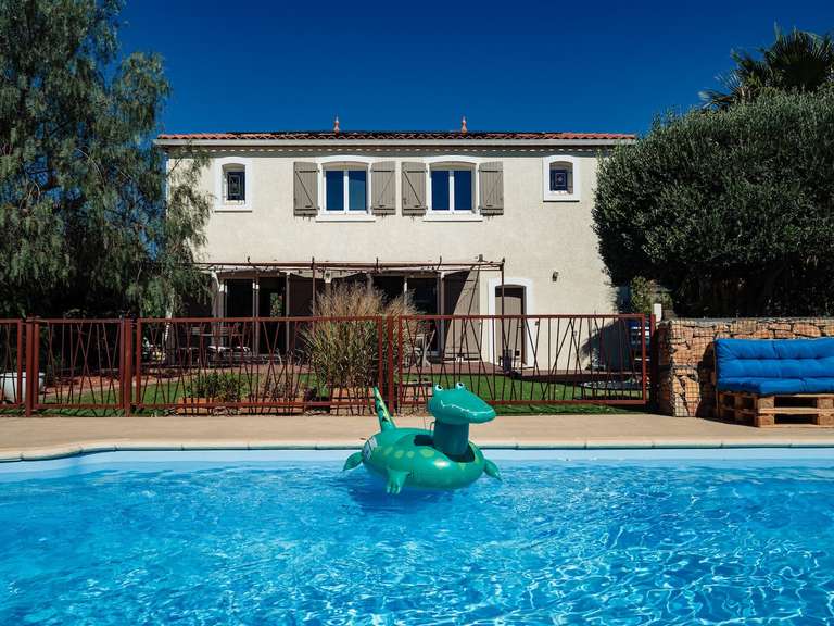 Maison Villeneuve-de-la-Raho - 4 chambres - 151m²