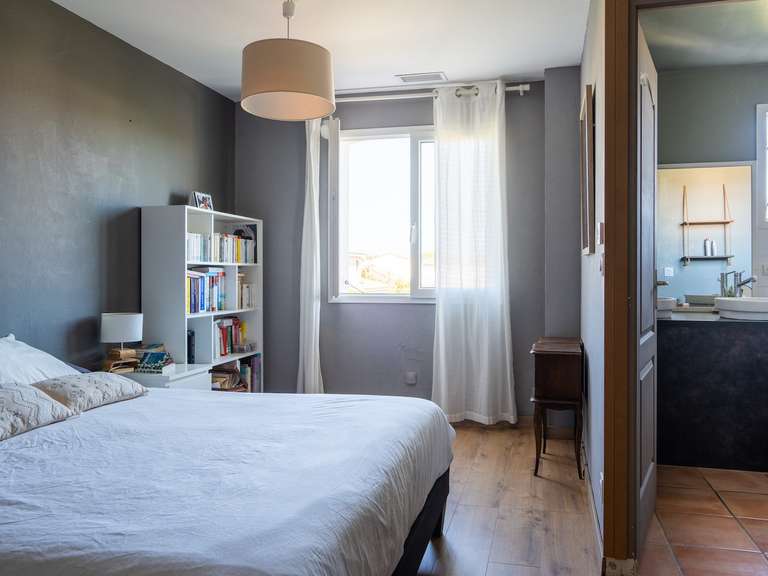 Maison Villeneuve-de-la-Raho - 4 chambres - 151m²