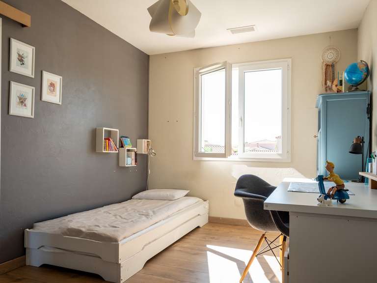 Maison Villeneuve-de-la-Raho - 4 chambres - 151m²