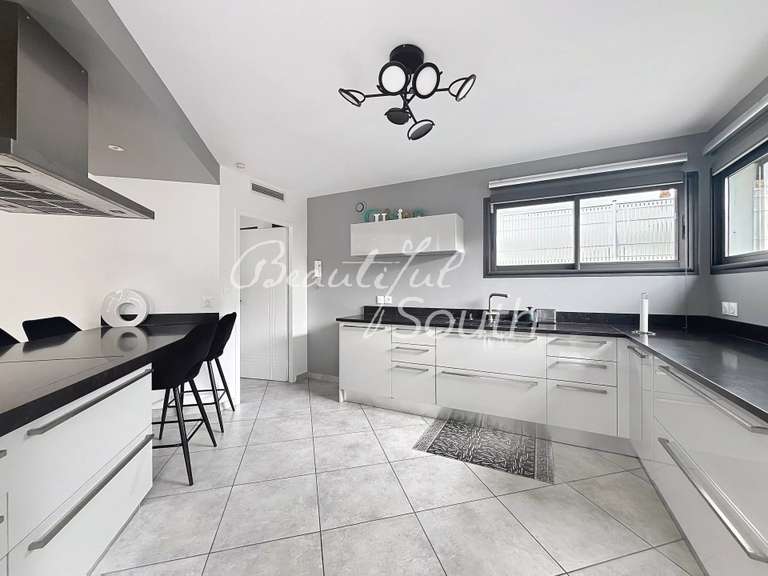 Villa Villeneuve-de-la-Raho - 4 chambres - 170m²