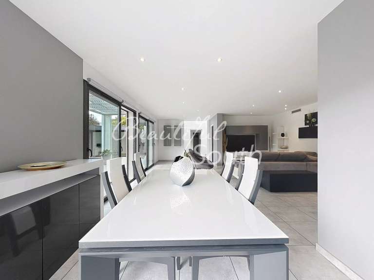 Villa Villeneuve-de-la-Raho - 4 chambres - 170m²