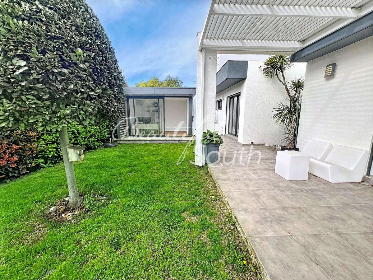 Villa Villeneuve-de-la-Raho