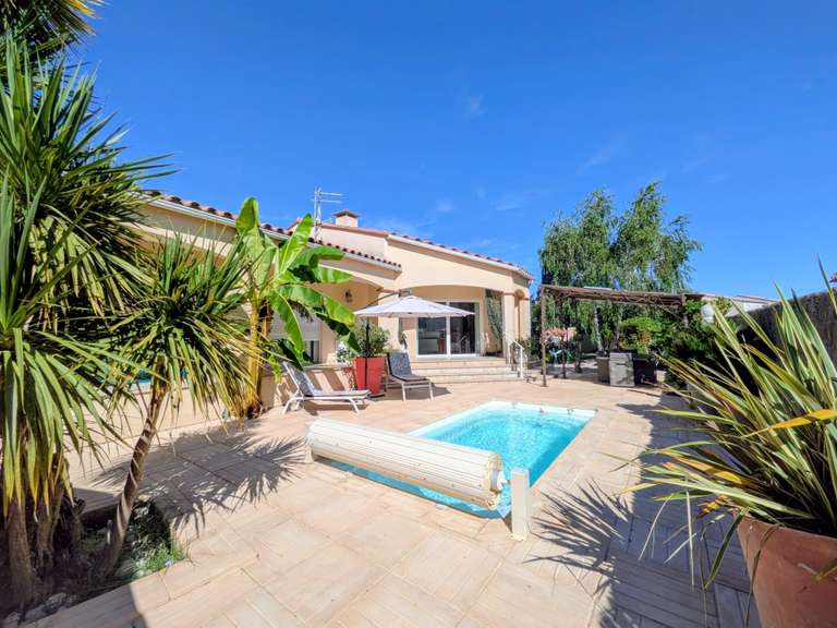 Villa Villeneuve-de-la-Raho - 2 chambres - 138m²