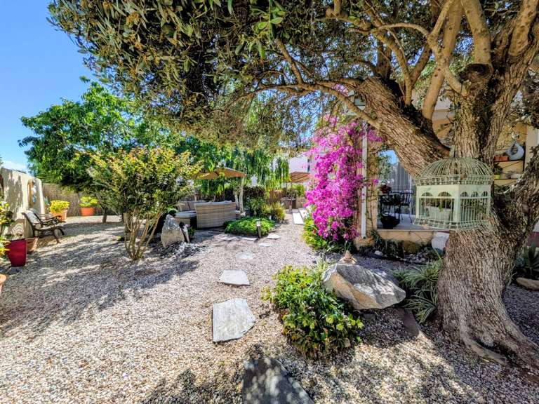 Villa Villeneuve-de-la-Raho - 2 chambres - 138m²