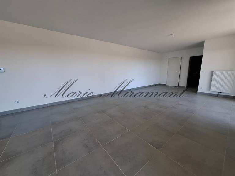 Apartment Villeneuve-lès-Avignon - 2 bedrooms - 129m²