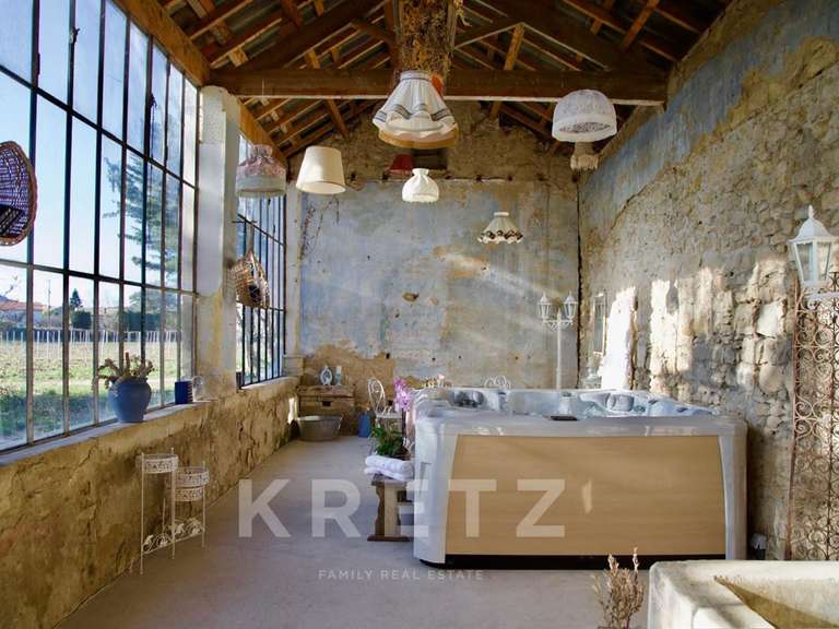 Château Villeneuve-lès-Avignon - 9 chambres - 600m²