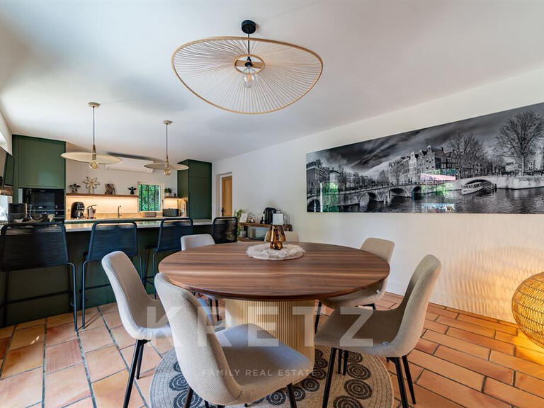 Maison Villeneuve-lès-Avignon - 4 chambres - 220m²