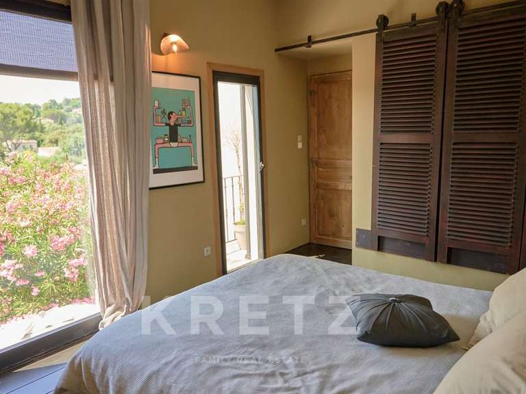 House Villeneuve-lès-Avignon - 3 bedrooms - 170m²