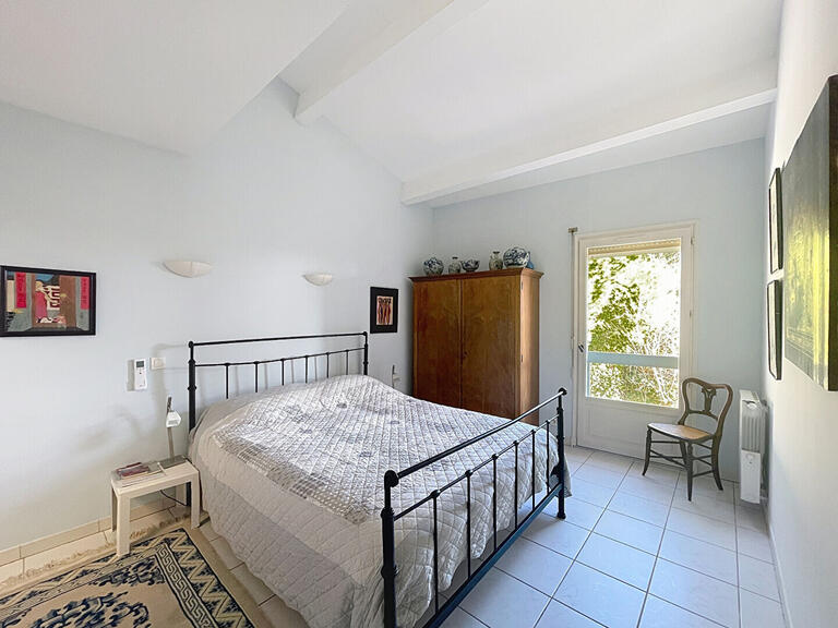 House Villeneuve-lès-Avignon - 5 bedrooms - 200m²
