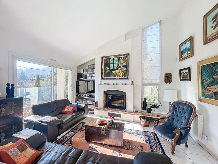 House Villeneuve-lès-Avignon - 5 bedrooms - 200m²