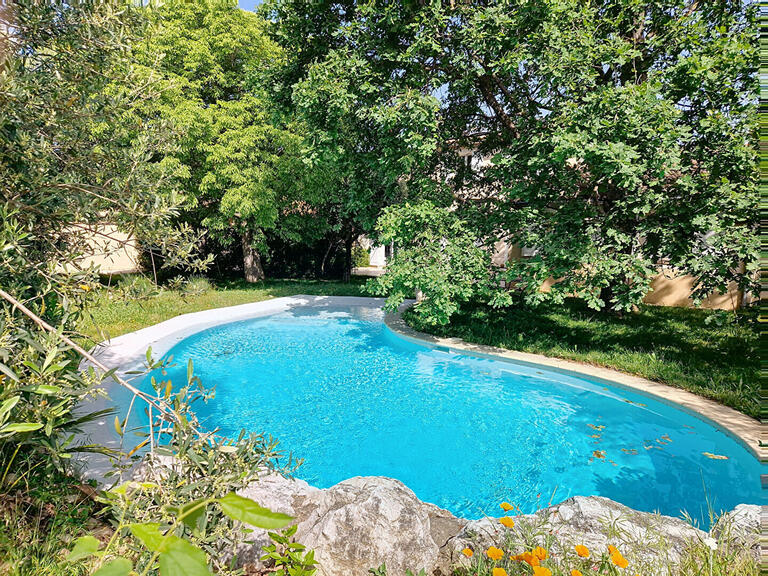 House Villeneuve-lès-Avignon - 6 bedrooms - 177m²
