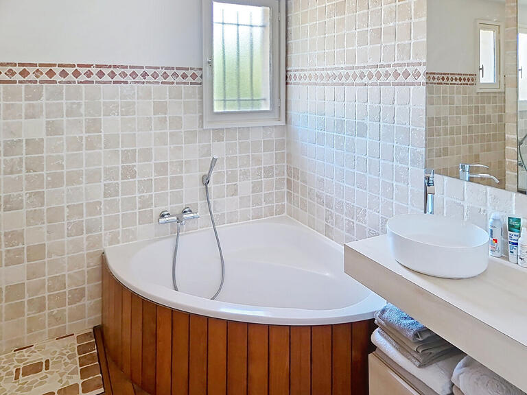 House Villeneuve-lès-Avignon - 6 bedrooms - 177m²