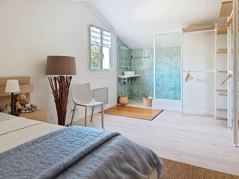 House Villeneuve-lès-Avignon - 6 bedrooms - 177m²