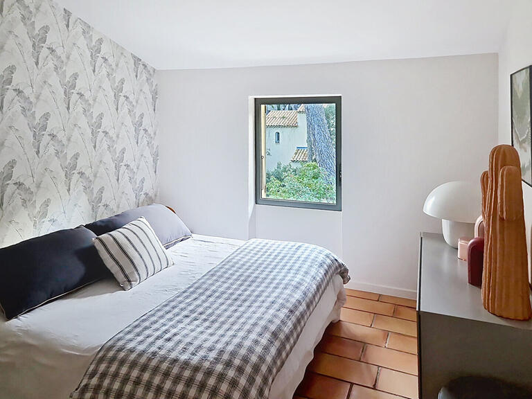 House Villeneuve-lès-Avignon - 4 bedrooms - 200m²