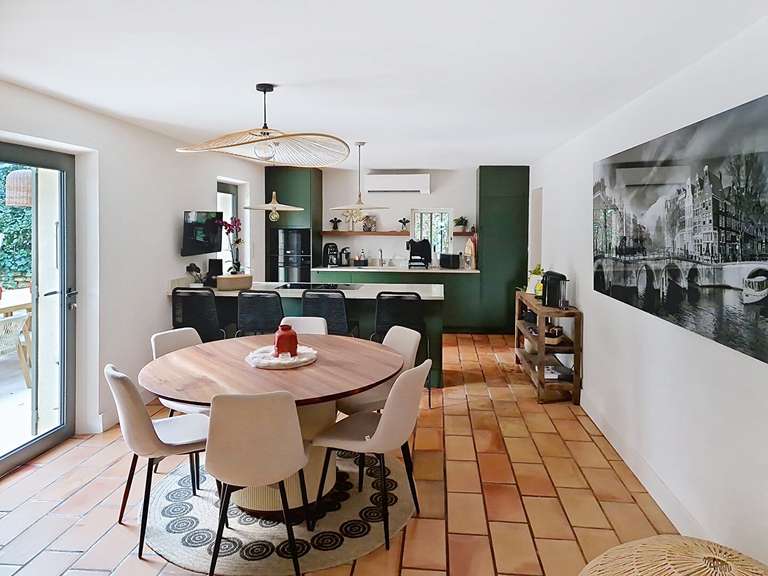 Maison Villeneuve-lès-Avignon - 4 chambres - 200m²