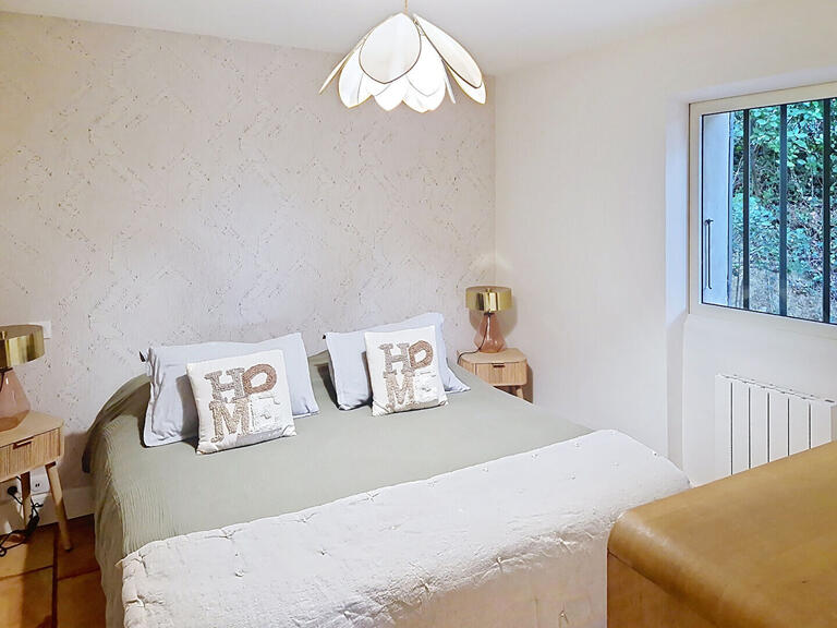House Villeneuve-lès-Avignon - 4 bedrooms - 200m²