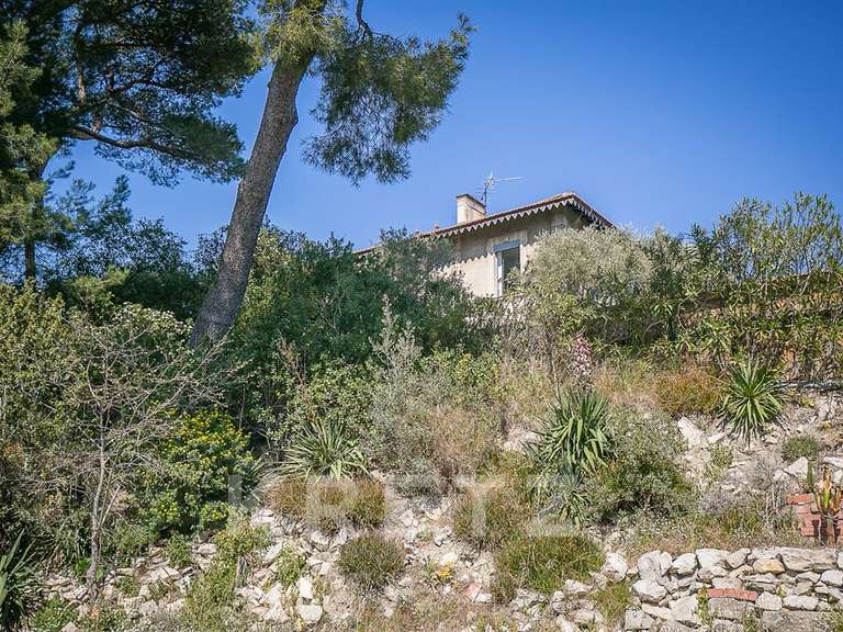 House Villeneuve-lès-Avignon - 4 bedrooms - 172m²