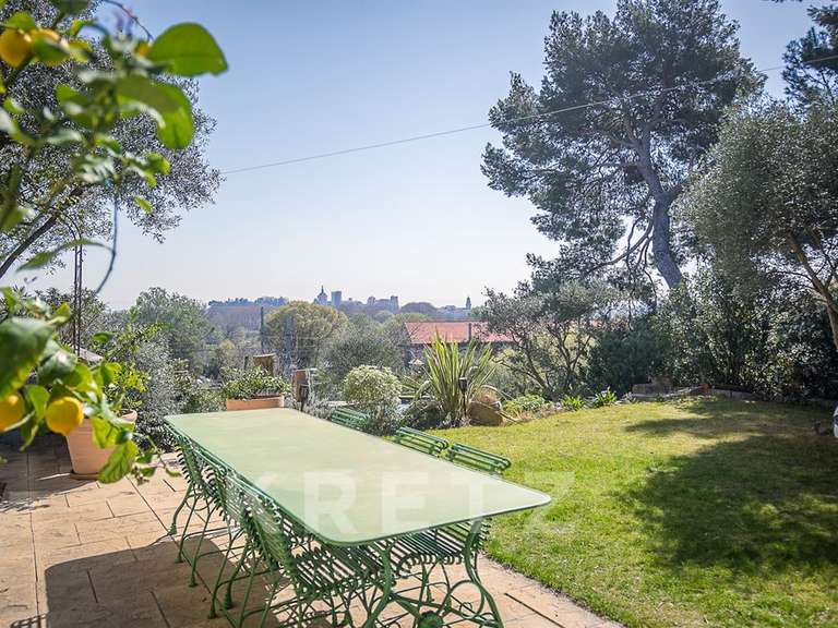 House Villeneuve-lès-Avignon - 4 bedrooms - 172m²