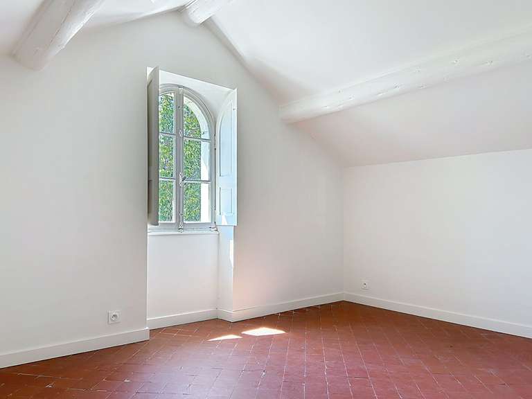 Maison Villeneuve-lès-Avignon - 5 chambres - 206m²