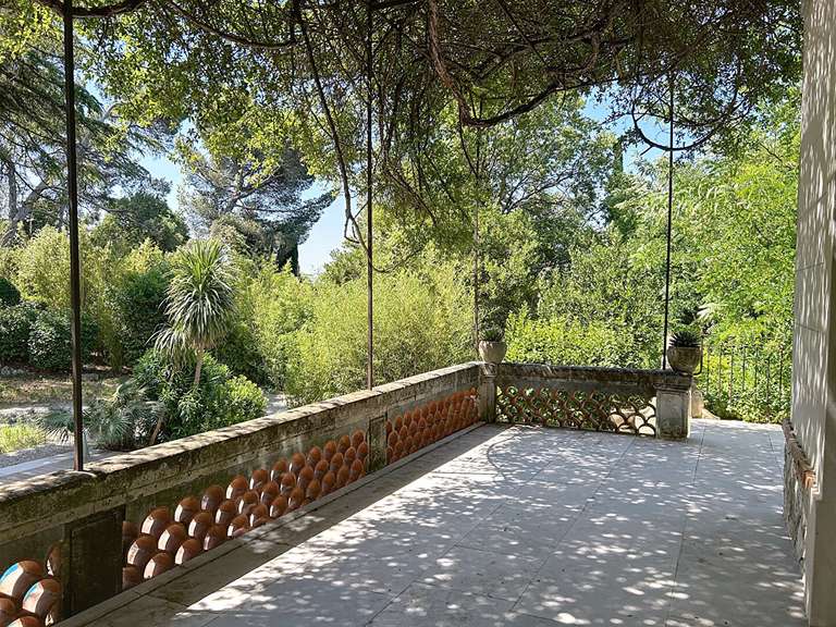 Maison Villeneuve-lès-Avignon - 5 chambres - 206m²