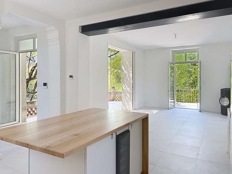 Maison Villeneuve-lès-Avignon - 5 chambres - 206m²