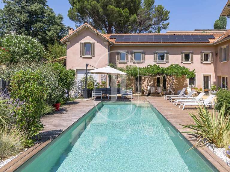 Maison Villeneuve-lès-Avignon - 4 chambres - 262m²