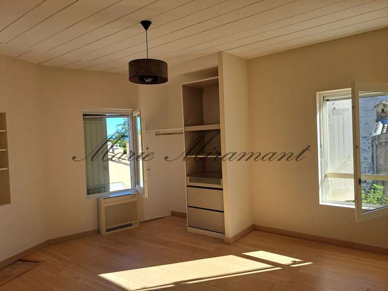 Maison Villeneuve-lès-Avignon - 4 chambres - 330m²