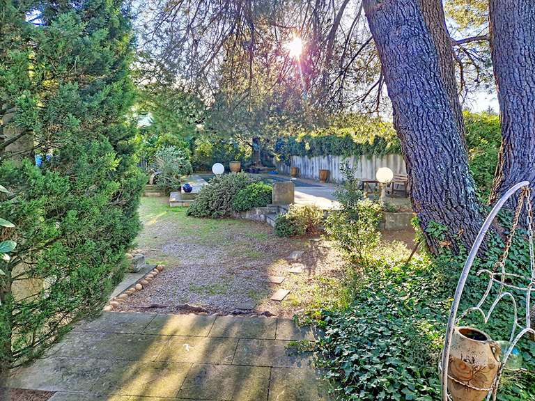 Maison Villeneuve-lès-Avignon - 4 chambres - 175m²