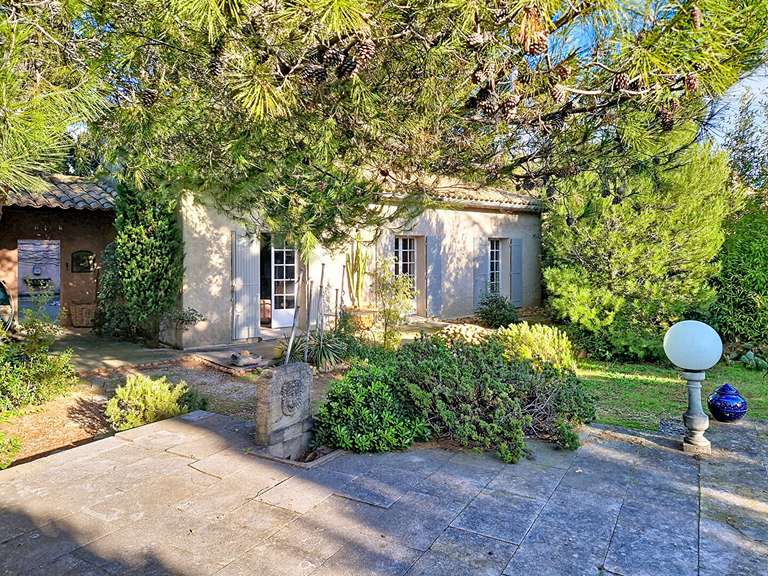 Maison Villeneuve-lès-Avignon - 4 chambres - 175m²