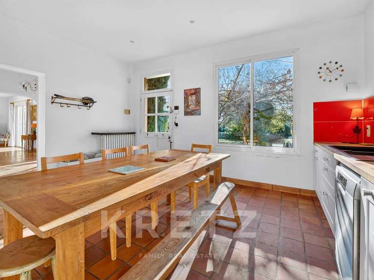 Maison Villeneuve-lès-Avignon - 4 chambres - 182m²