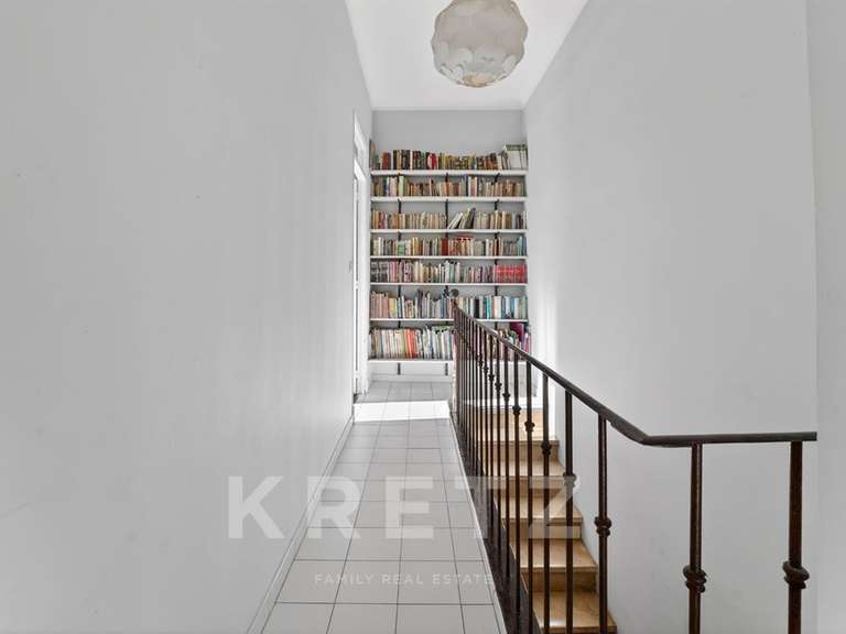 Maison Villeneuve-lès-Avignon - 4 chambres - 182m²