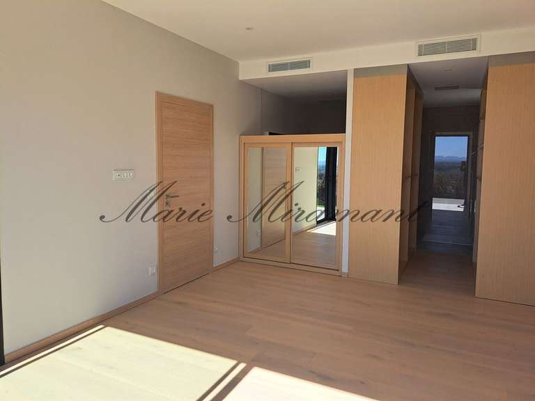 Maison Villeneuve-lès-Avignon - 4 chambres - 200m²