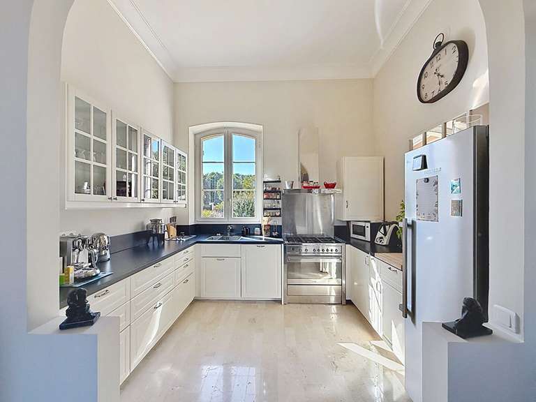 Maison Villeneuve-lès-Avignon - 4 chambres - 264m²