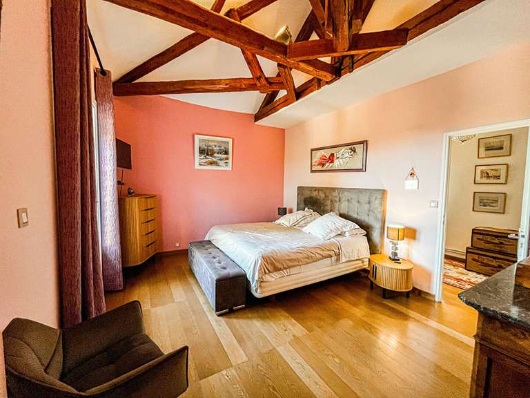 House Villeneuve-lès-Avignon - 4 bedrooms - 264m²