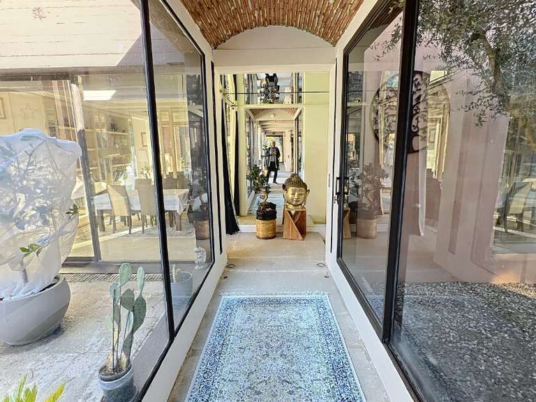 Maison Villeneuve-lès-Avignon - 4 chambres - 275m²