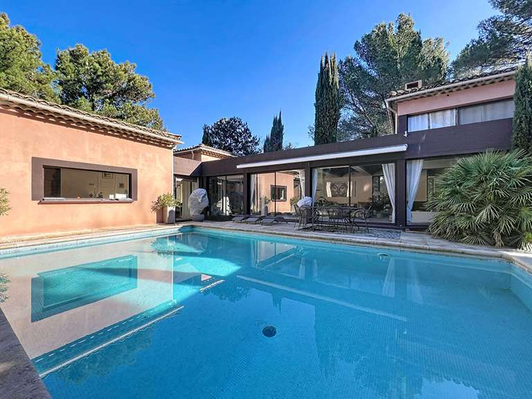 Maison Villeneuve-lès-Avignon - 4 chambres - 275m²