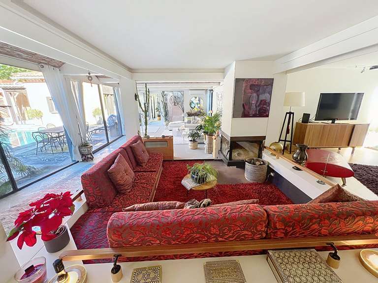 Maison Villeneuve-lès-Avignon - 4 chambres - 275m²