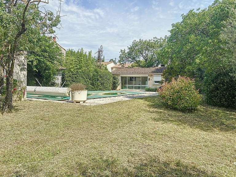 Maison Villeneuve-lès-Avignon - 5 chambres - 394m²
