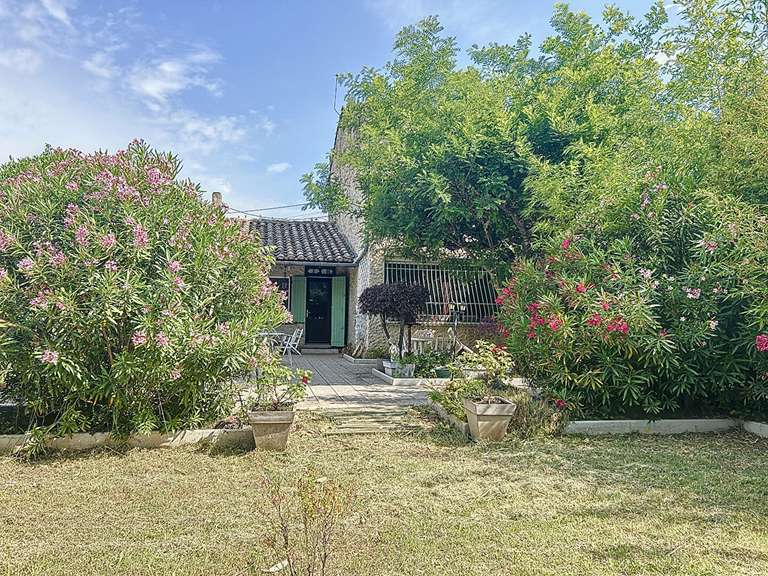 Maison Villeneuve-lès-Avignon - 5 chambres - 394m²