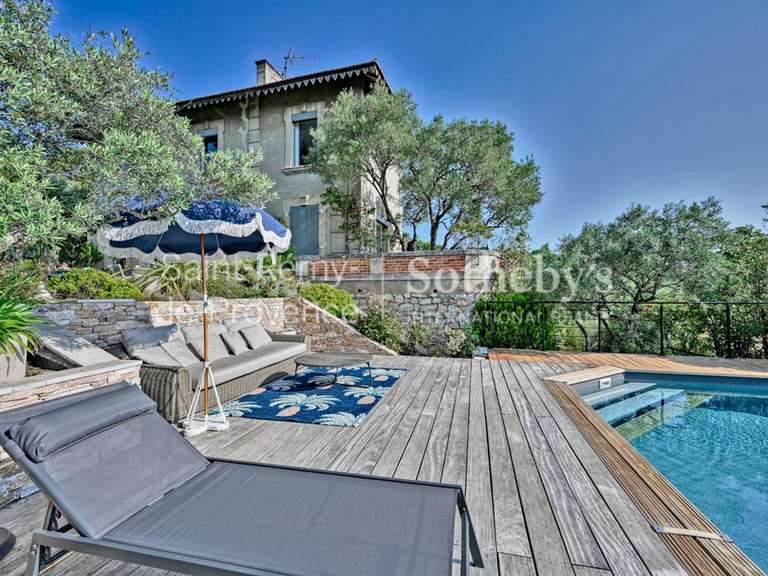 Maison Villeneuve-lès-Avignon - 4 chambres - 150m²
