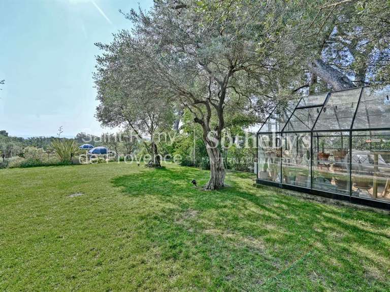 Maison Villeneuve-lès-Avignon - 4 chambres - 150m²