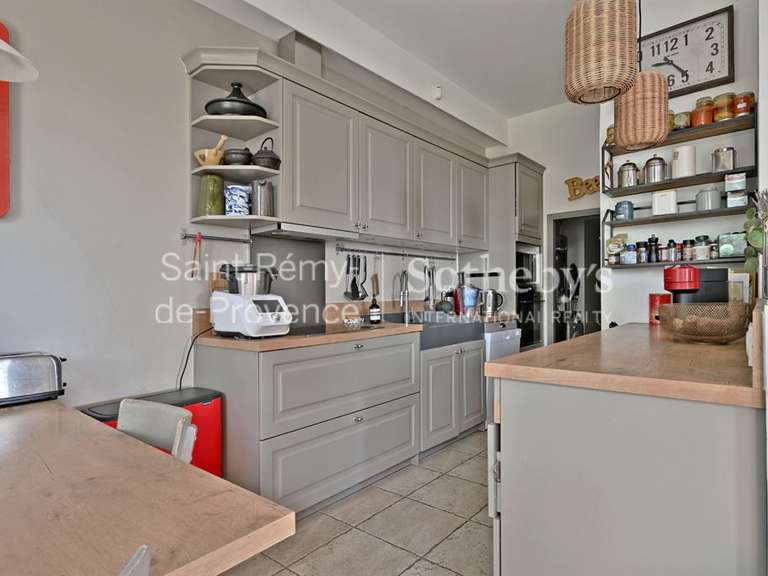 Maison Villeneuve-lès-Avignon - 4 chambres - 150m²