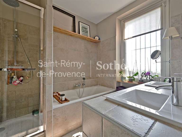Maison Villeneuve-lès-Avignon - 4 chambres - 150m²