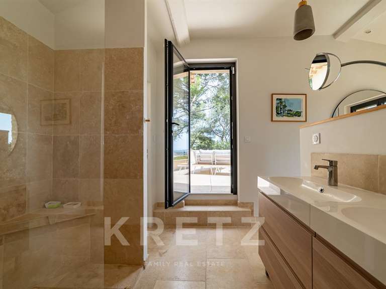 Maison Villeneuve-lès-Avignon - 5 chambres - 183m²