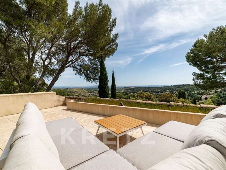 Maison Villeneuve-lès-Avignon - 5 chambres - 183m²