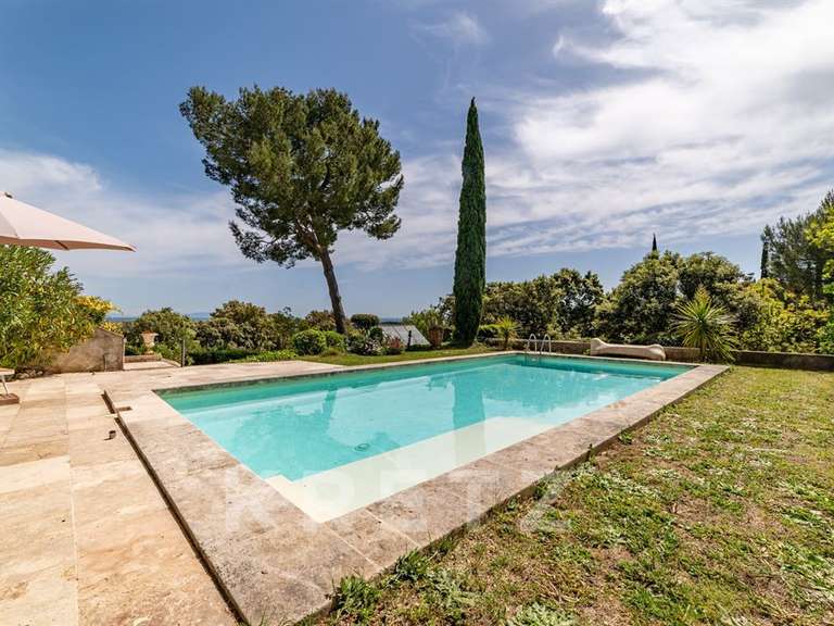 Maison Villeneuve-lès-Avignon - 5 chambres - 183m²