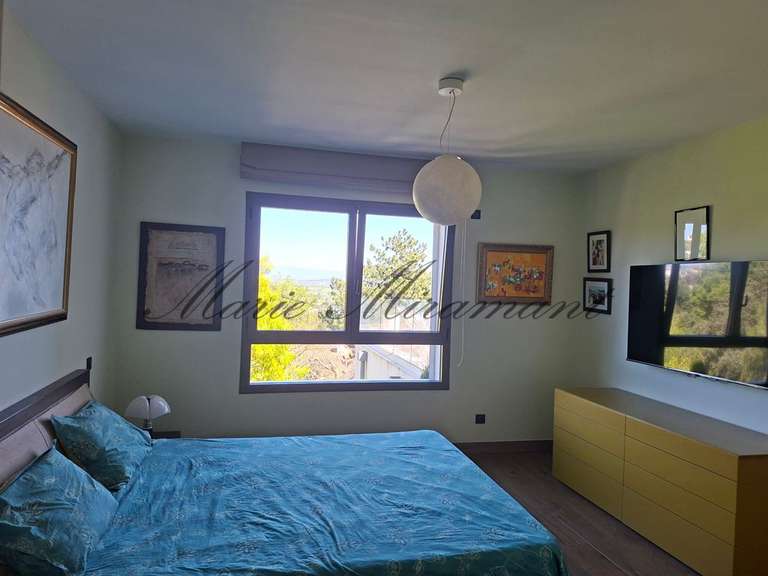 Maison Villeneuve-lès-Avignon - 3 chambres - 175m²